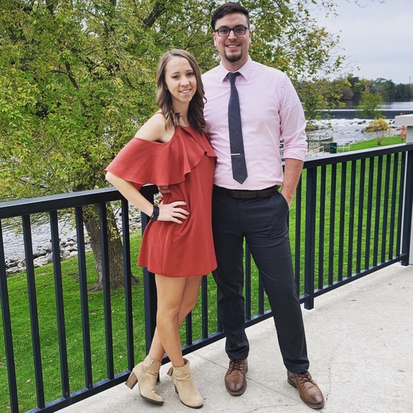 Meet your Posher, Adriana - Picture 2 of 8